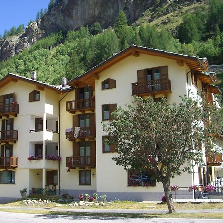 Residence Les Nigritelles Cogne Exterior photo