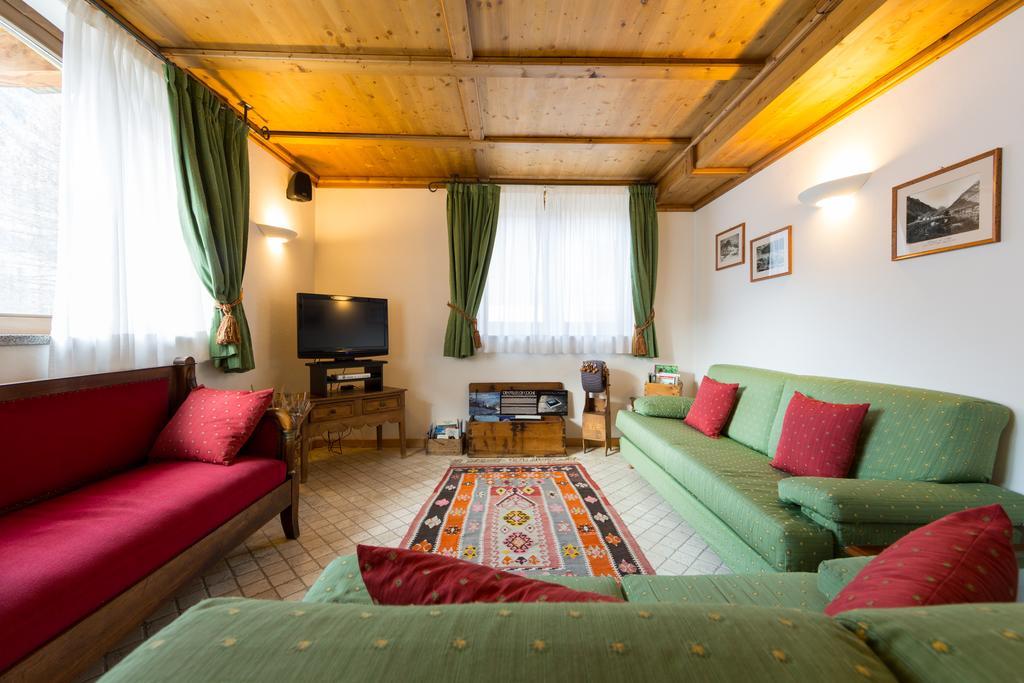 Residence Les Nigritelles Cogne Exterior photo